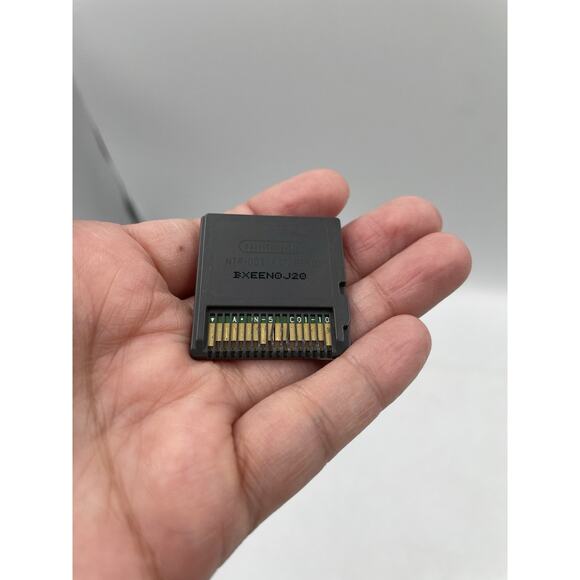 Transformers Dark Side of the Moon Autobots Nintendo DS Game Cartridge Only - Picture 2 of 3